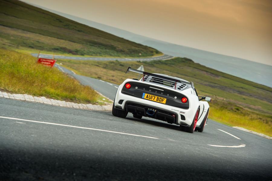  Lotus Exige Cup 380 2017 года  (фото 30 из 31)